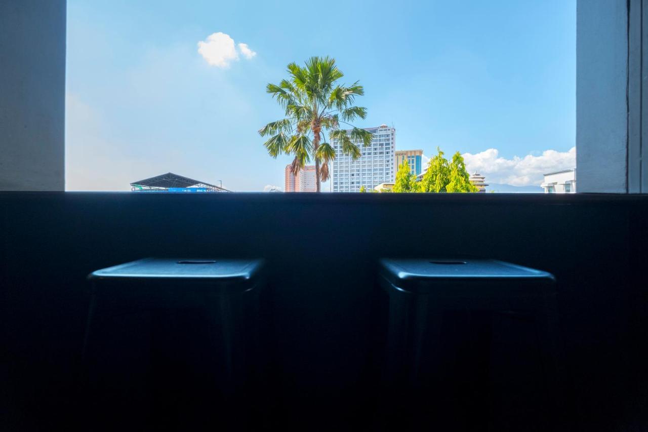 Iron32 Hotel Chiang Mai Buitenkant foto
